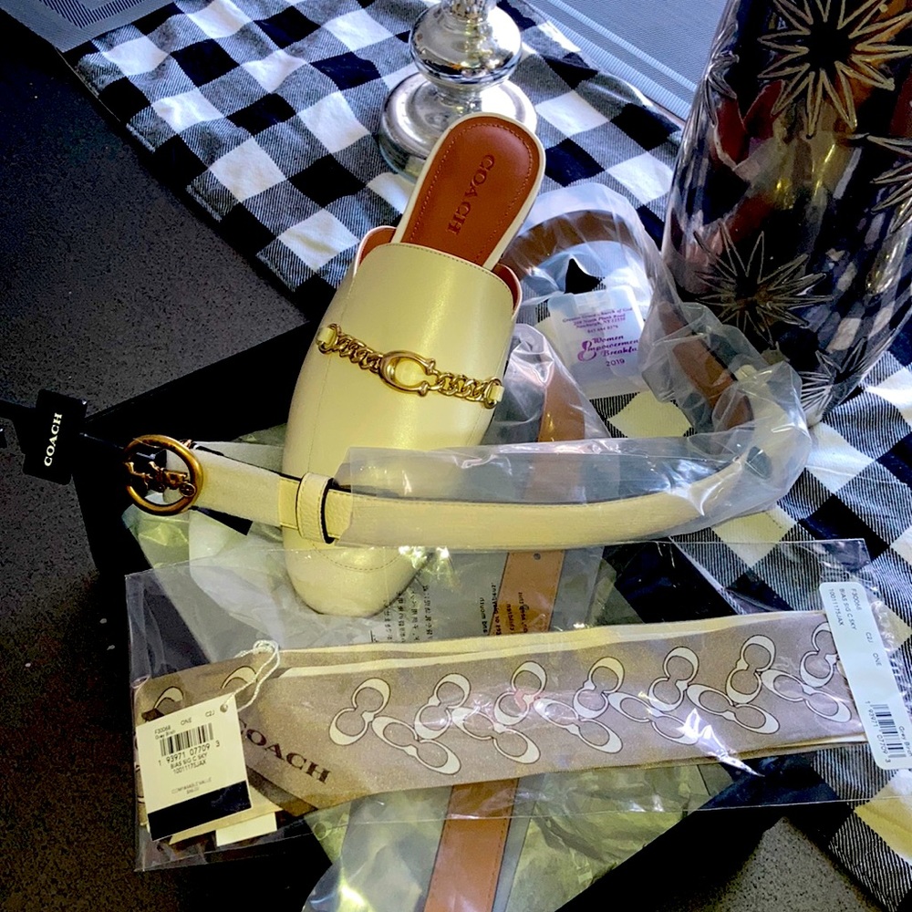 Authentic Coach set!!!Shoes Belt Head Scarf